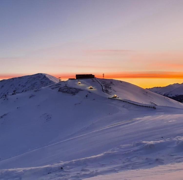 Mountain Lodge Neukirchen am Großvenediger Eksteriør bilde