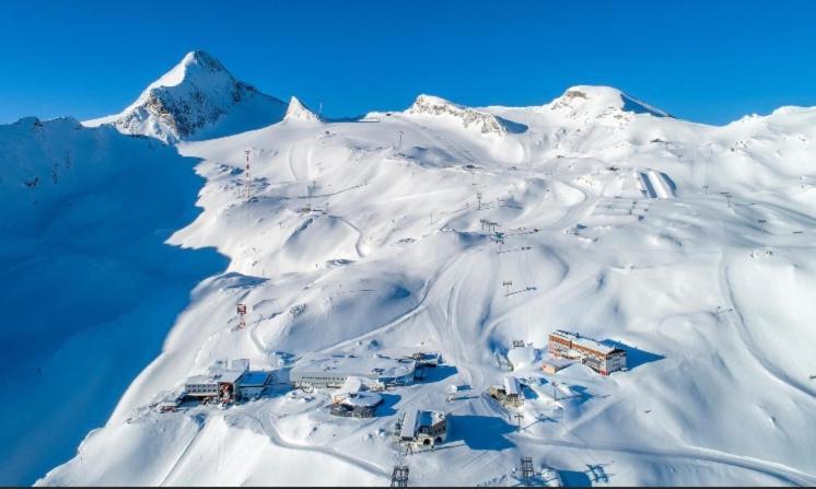 Mountain Lodge Neukirchen am Großvenediger Eksteriør bilde